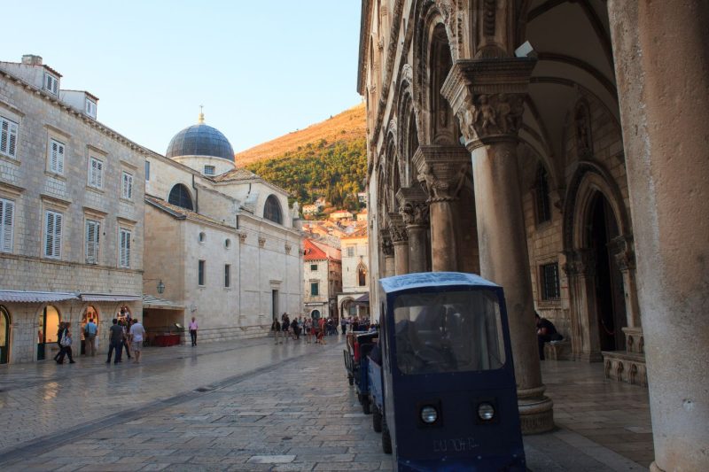 9D8N CROATIA & ALBANIA ESCAPE (KCZ)