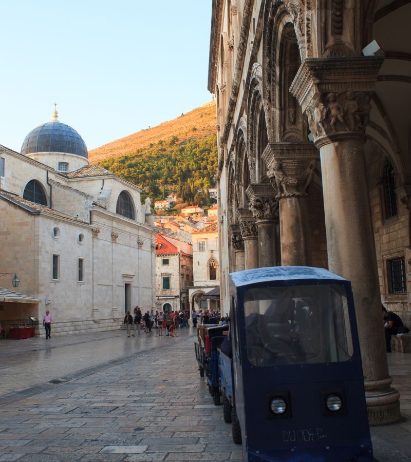 9D8N CROATIA & ALBANIA ESCAPE (KCZ)